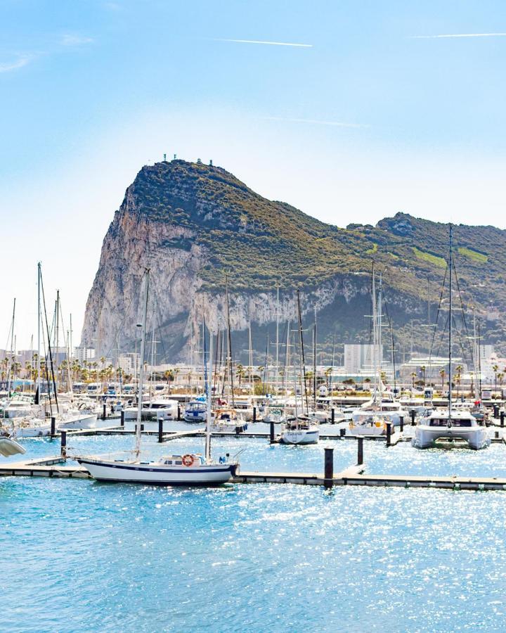Practico Apartamento A 5 Min Andando De Gibraltar Y El Centro, Frente Al Mar La Línea de la Concepción 外观 照片