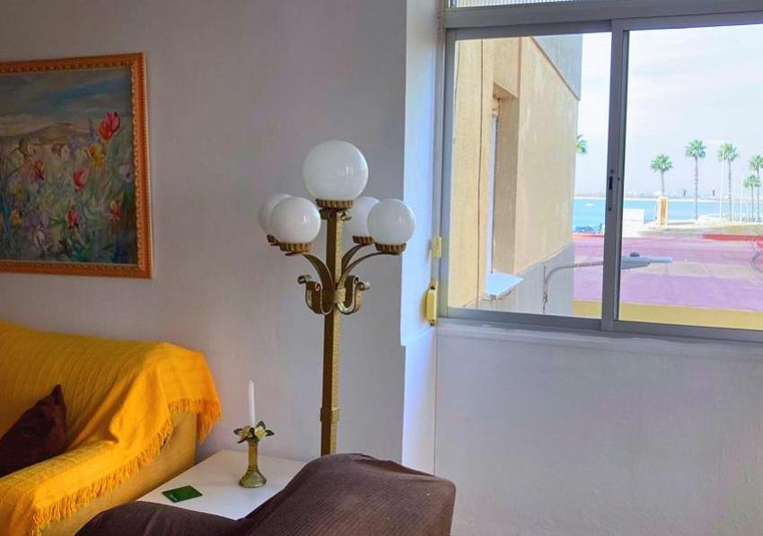 Practico Apartamento A 5 Min Andando De Gibraltar Y El Centro, Frente Al Mar La Línea de la Concepción 外观 照片
