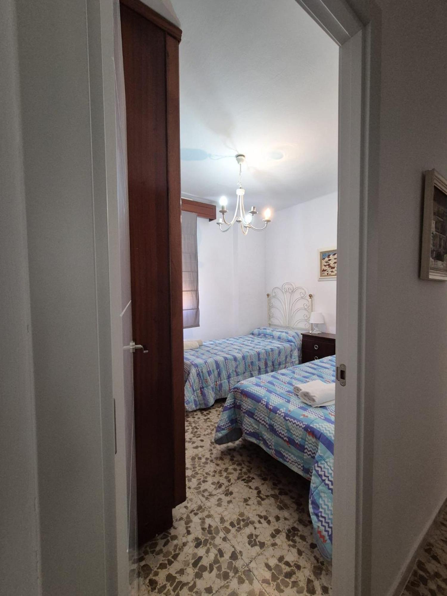 Practico Apartamento A 5 Min Andando De Gibraltar Y El Centro, Frente Al Mar La Línea de la Concepción 外观 照片